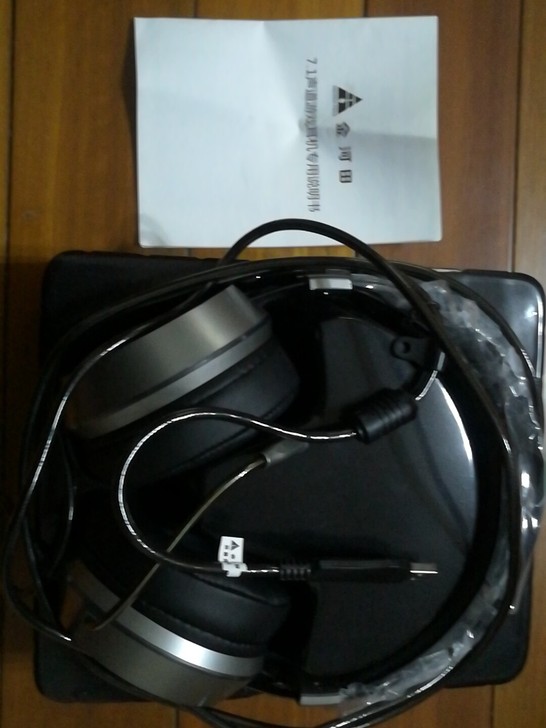 X7电竞游戏耳机 -X7 LGD战队版 电...