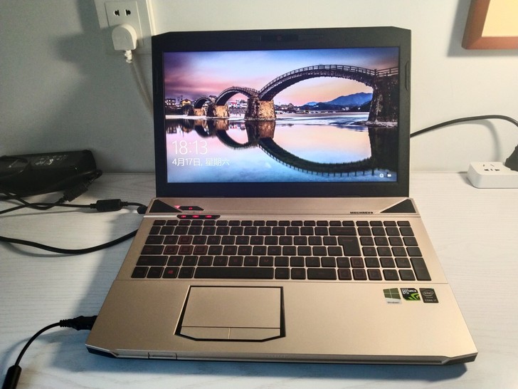 机械革命嗜血军团K1-01游戏本，使用43...