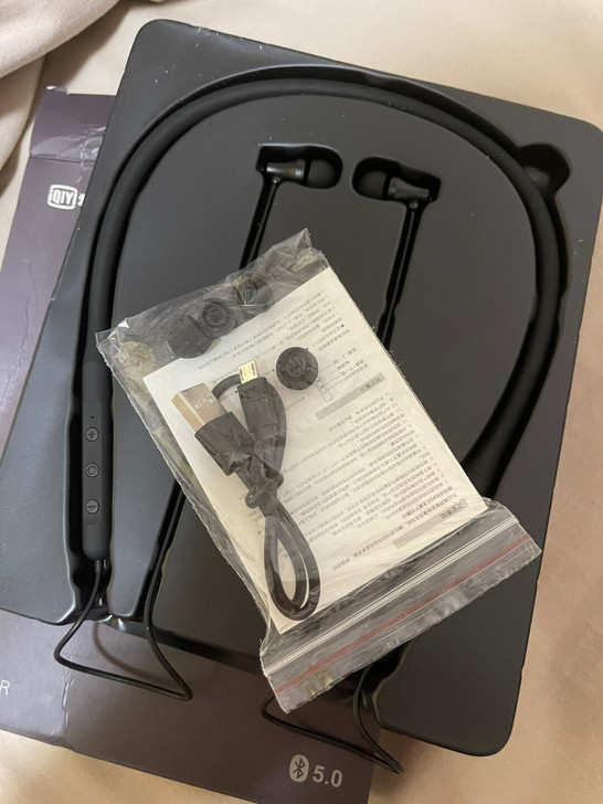 耳机，全新未使用