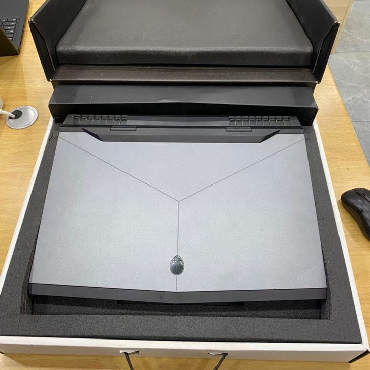 全套齐全外星人17 R5