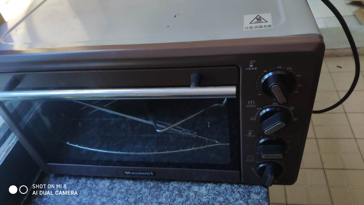 海氏烤箱买了一直没机会用,除了表面旋转手把...