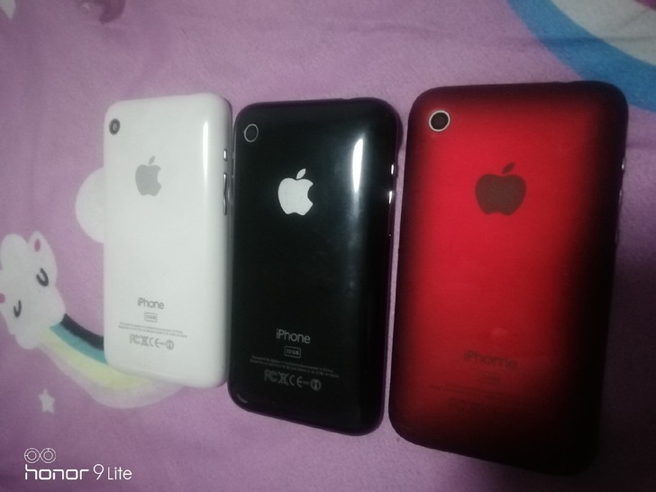 苹果3g手机后盖，买时带的，现在手机没有了...