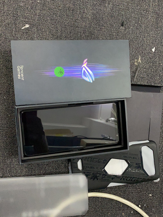 Rog游戏手机3经典版12+256g