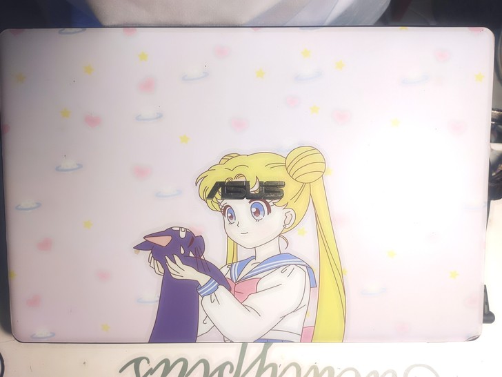 华硕笔记本电脑