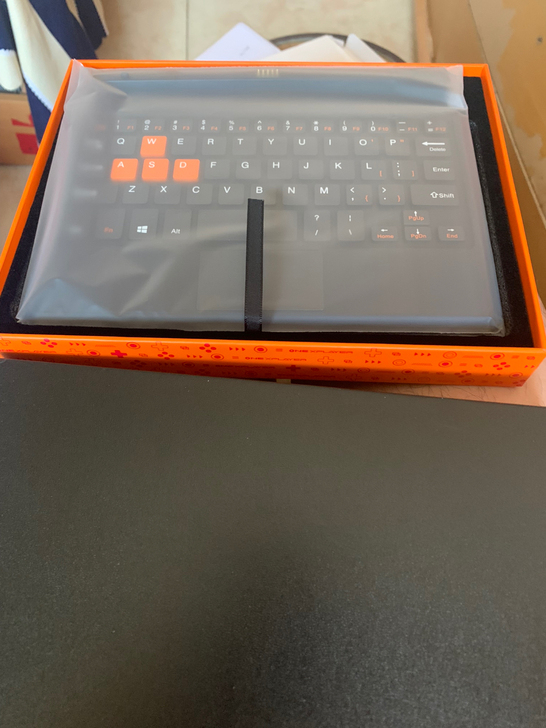 inplayer磁吸键盘,全新未拆未用,需...