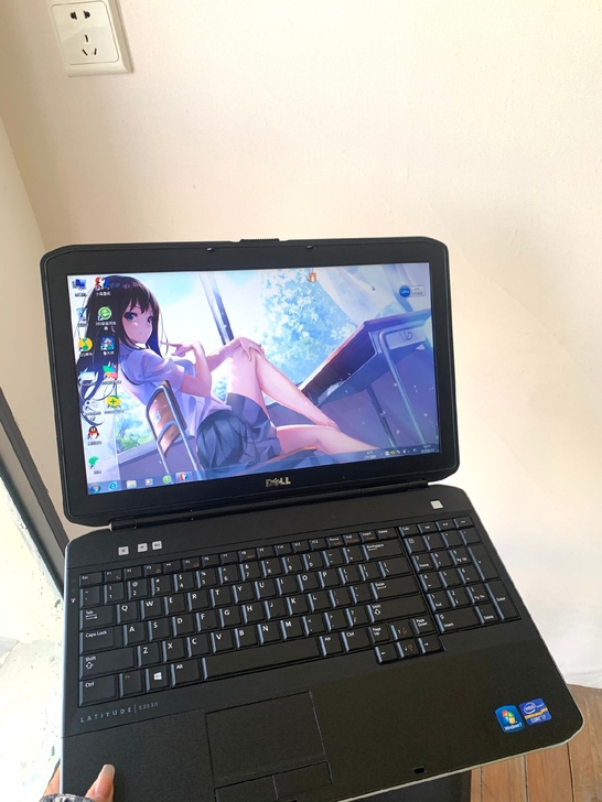 超低价 个人一手自用 i7 15寸戴尔笔记...