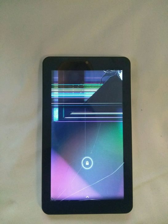 低价处理清华同方平板电脑