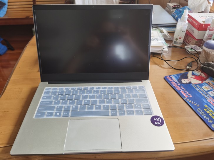 机械革命s1pro,i7 8565u,8g...