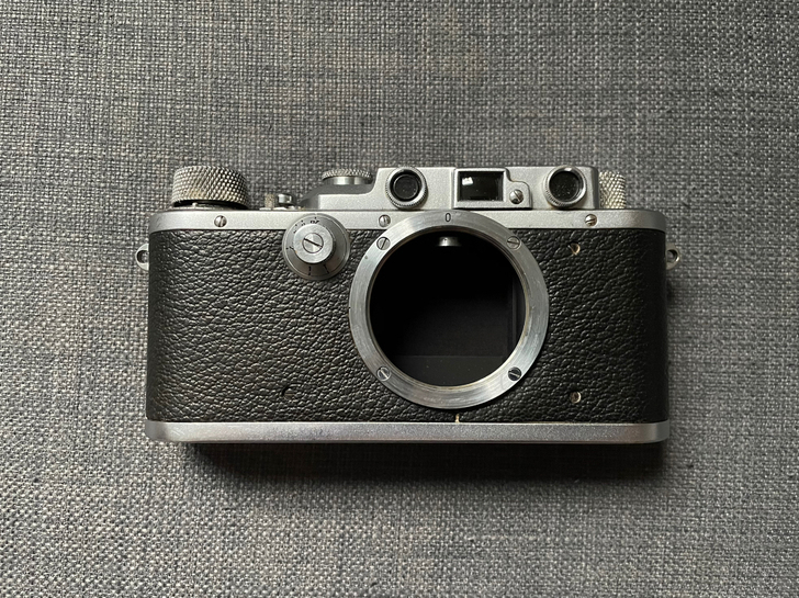 Leica iiia 旁轴相机
