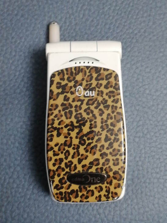 SONY手机,日本手机。原厂正品,无拆无修...