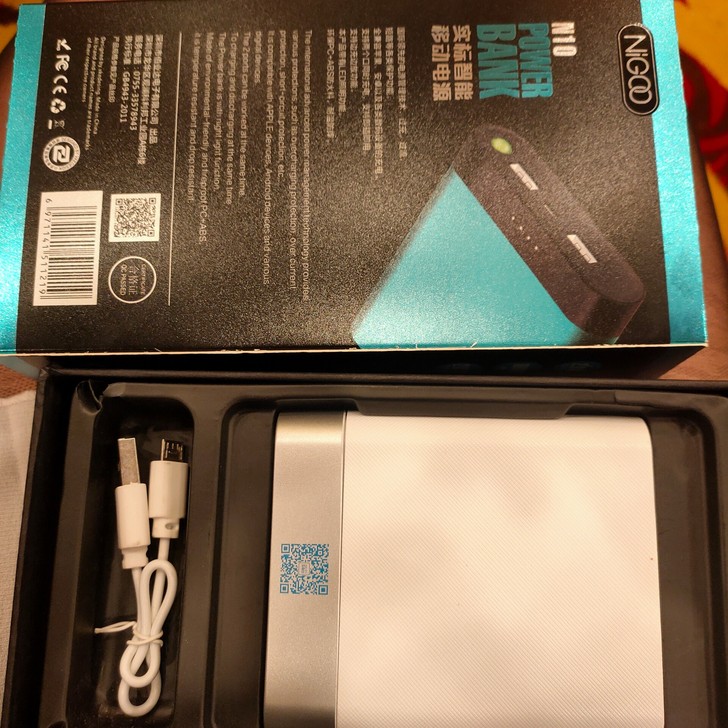 全新NIGOO极速充电宝1万毫安   35...