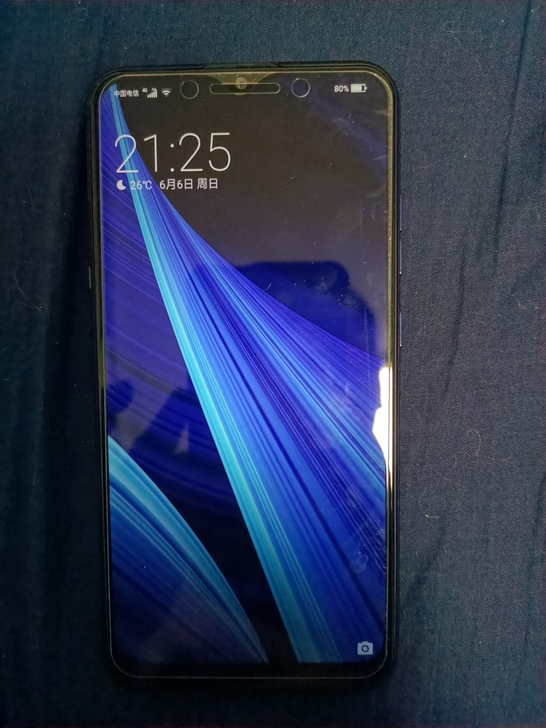 海信f30s，虎贲t310处理器，4+64...