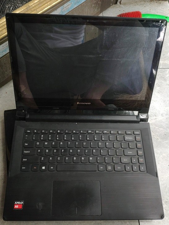联想flex2-14D笔记本电脑可以开机屏...