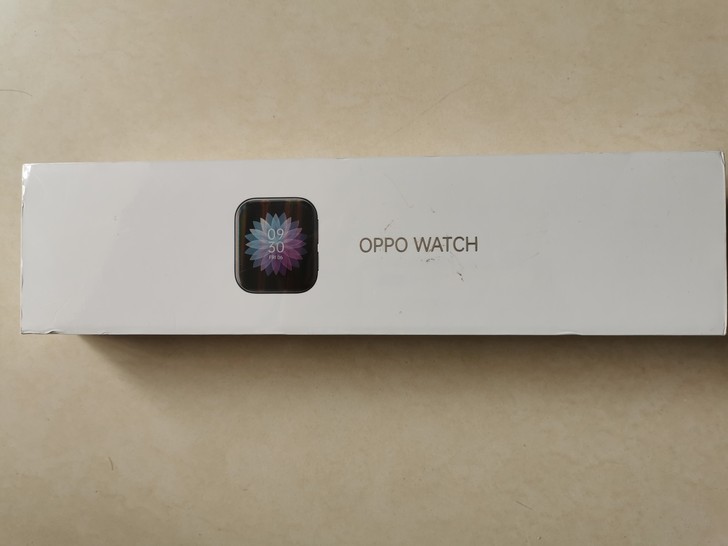 全新未拆封OPPO Watch手表，粉金色。
