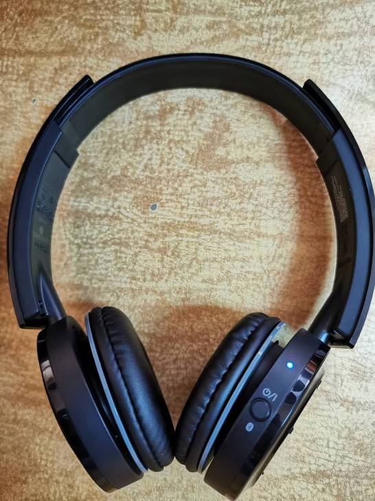 全新未用松下无线蓝牙耳机，黑色，型号，RP...