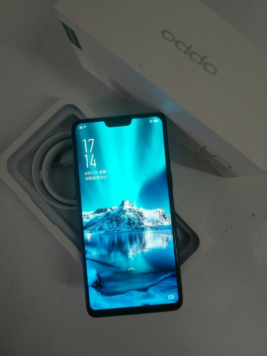 OPPOr15 女孩子自用的手机 正品手机...