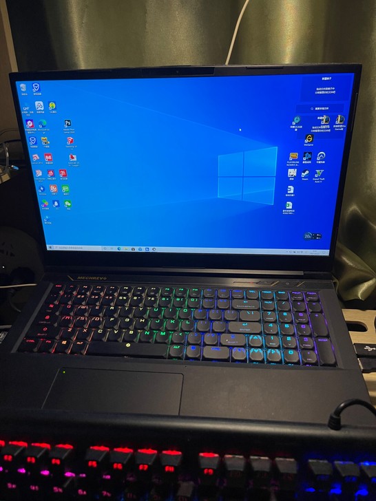 机械革命蛟龙7X钛钽X 2060，毕业了换...