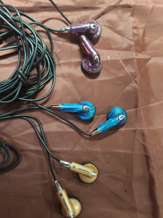 松下彩色透明壳弯头耳机  全新  均一价