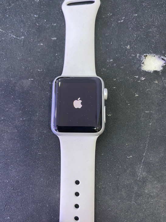 一代38mm手表 开机白苹果