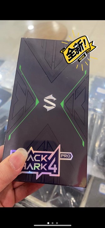 黑鲨4pro墨海黑。16+512G。全新