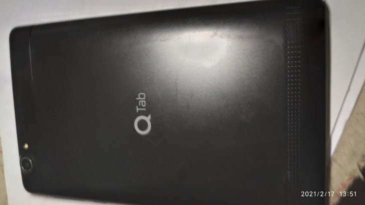 1台平板7寸平板库存，低价处理(白色的tp...