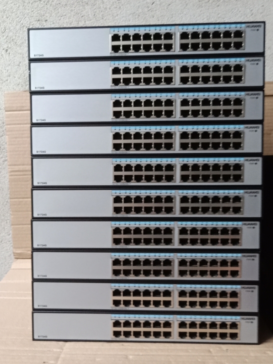 HUAWEI S1724g 2018年同一...