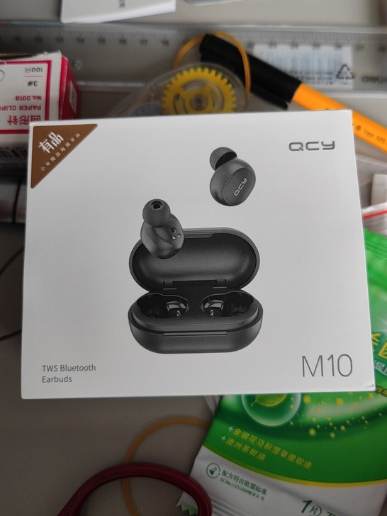 仅拆封试用，耳机太多了，出掉。QCY M1...