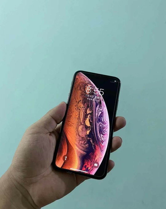 嘎嘎亮的充新好机!金色iPhoneXs黑解...