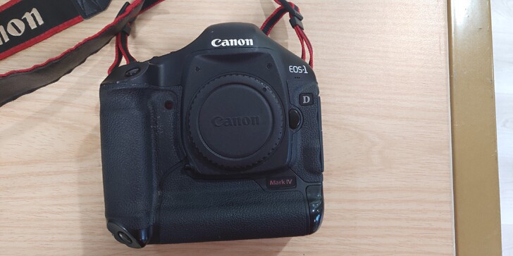 出租销售佳能1dmark4 1d4 小马四...