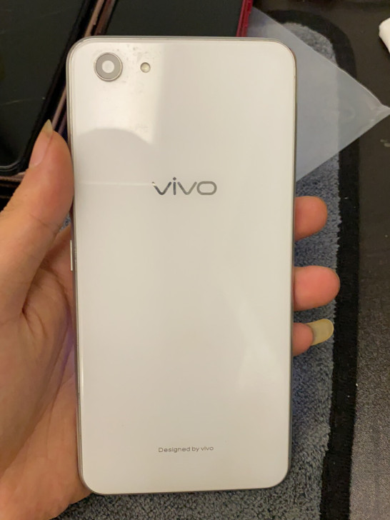 vivo Y83 4+64  无拆无修 外...