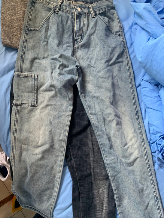 牛仔裤 看材质l码 几十块钱别讲了不包邮