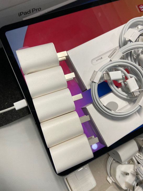 苹果18W20W快充PD快充套装C充电头数...