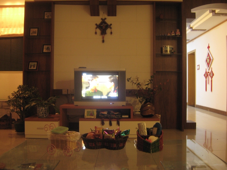 海信29寸老款平板高清电视机