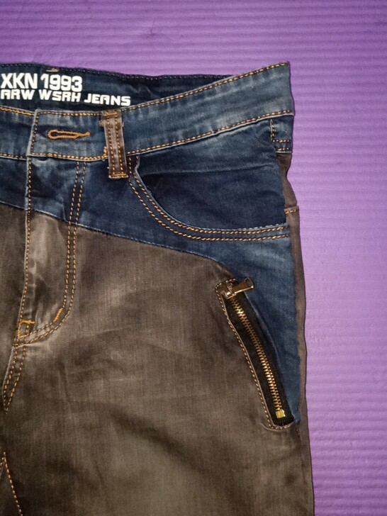 牛仔裤,99新,男女都可以穿,32号大约M...