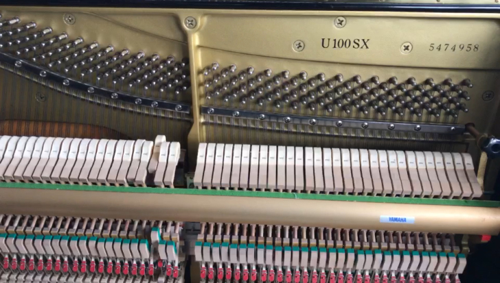 带静音功能雅马哈钢琴U100SX带耳机深夜...