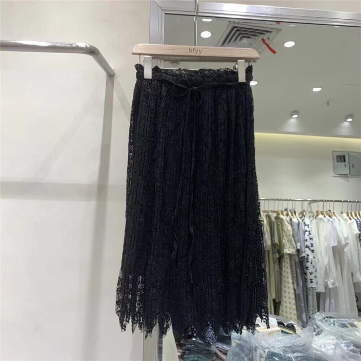 全新 (工厂店清货)新款夏季蕾丝裙显瘦半身...