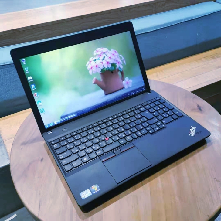 个人自用  高配  i7  联想Think...