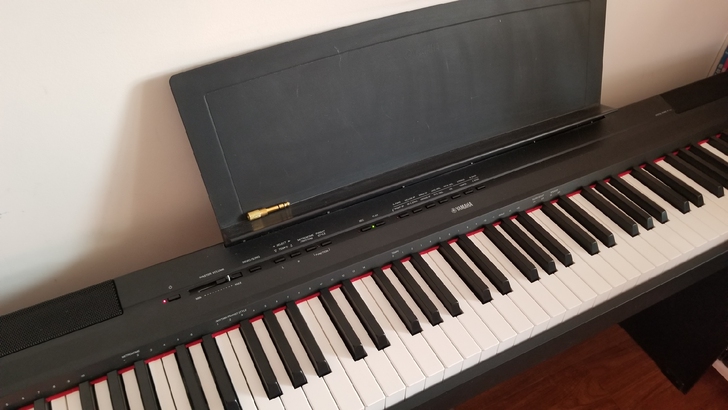 搬家转 雅马哈YAMAHA电子钢琴P-11...