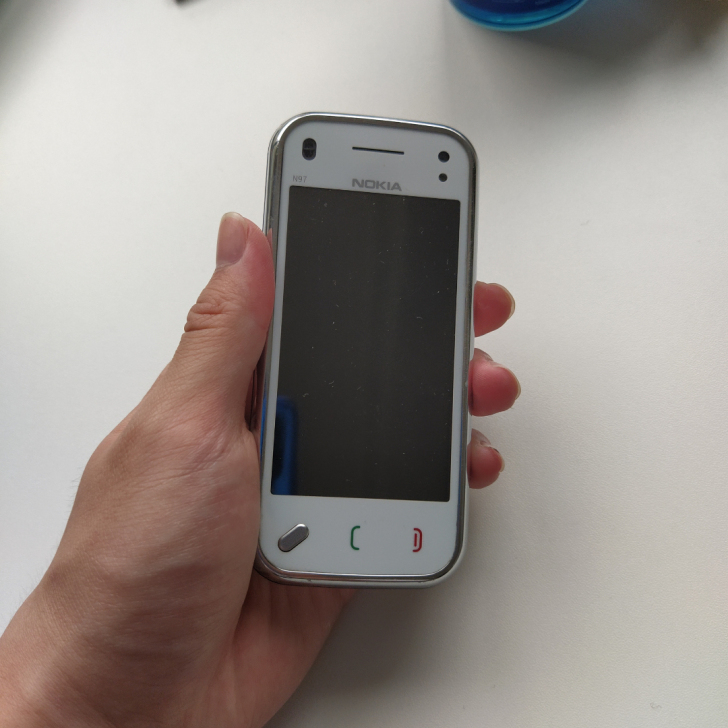 诺基亚手机很久了不知道可不可以开机