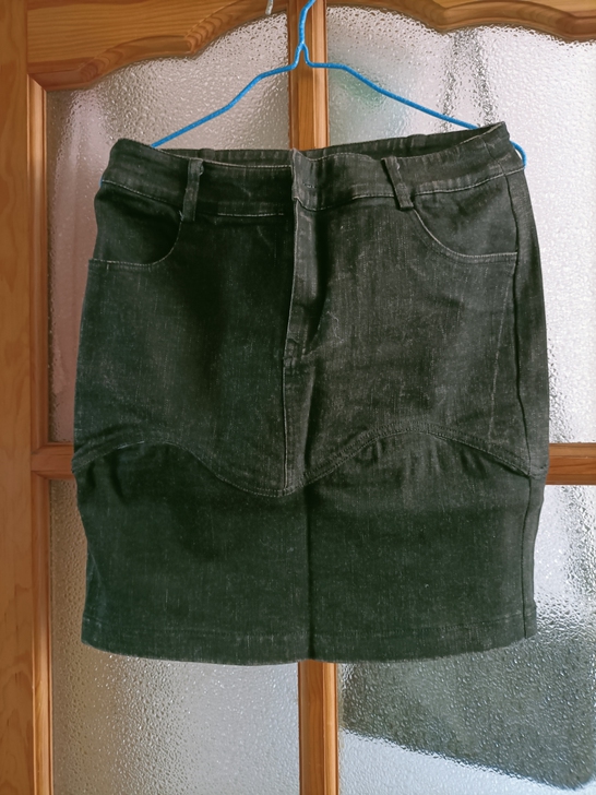 牛子裙,一直放着了,有要的来拿