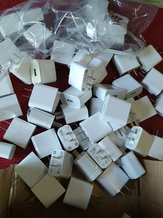 小米原厂充电头保真 打包带走如图所示一起5...