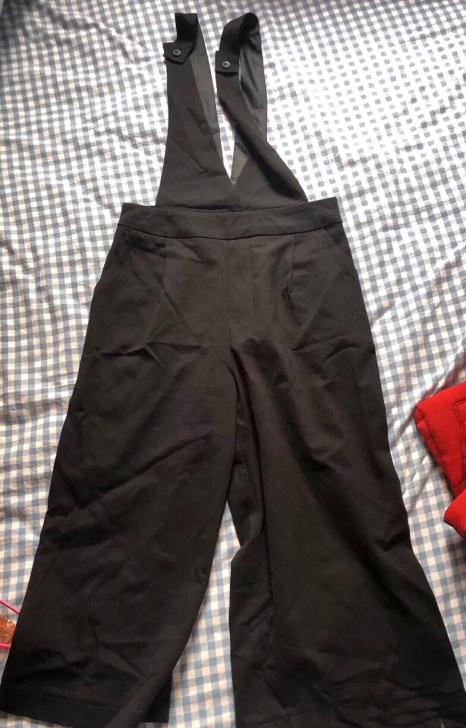 女装背带裤裤子女装全新黑色L码质量很好很厚...