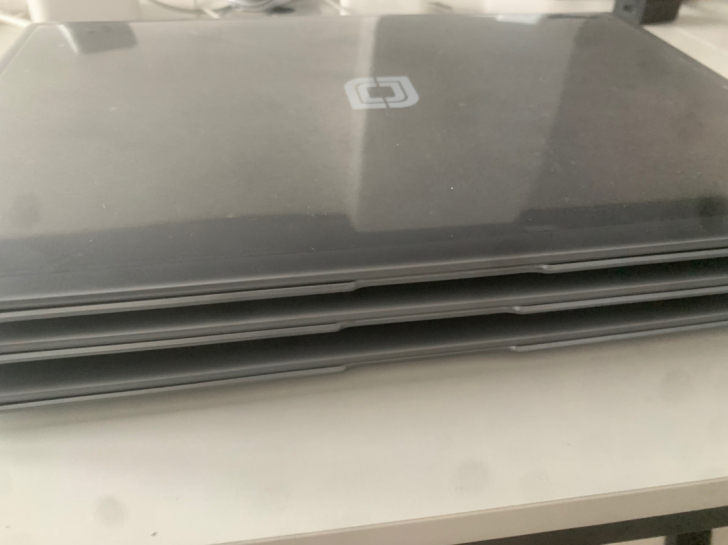 工作室笔记本一次性买了六台，多出来三台，买...