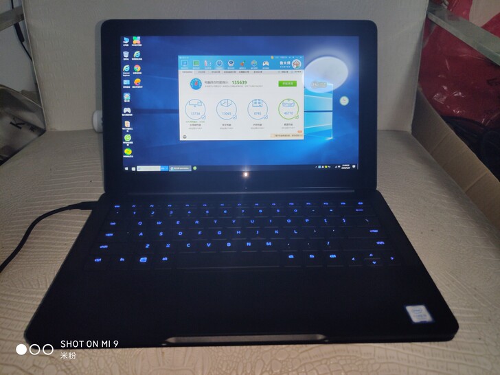 雷蛇灵刃外星人12.7寸13寸3k分辨率R...