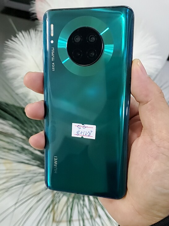 华为mate30 ，5G，8+128g双卡...