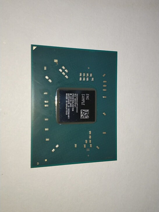 ZM2002AFY23AC 全新AMD C...
