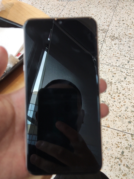 海信手机，银行合作机。