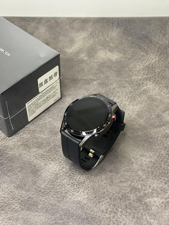 新店搞促销 10只智能手表便宜出 先购先得