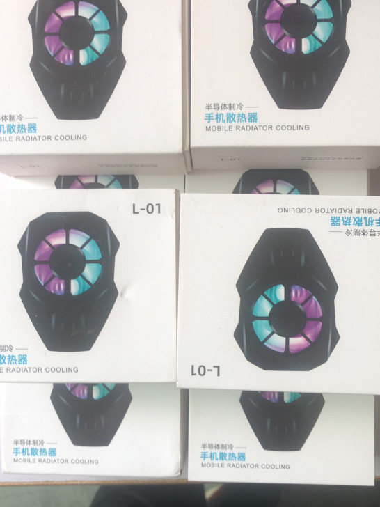 L01新款半导体手机散热器全新未拆封  有...