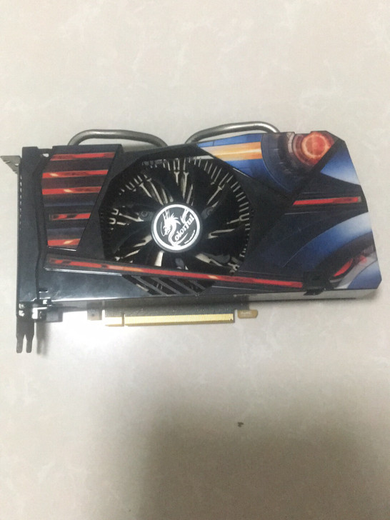 七彩虹GTX460显卡，1G